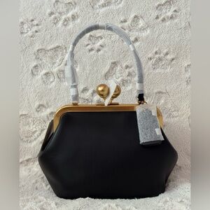 Coach Kisslock Frame Bag 16 in Brass/Black Glovetanned Leather NWT￼